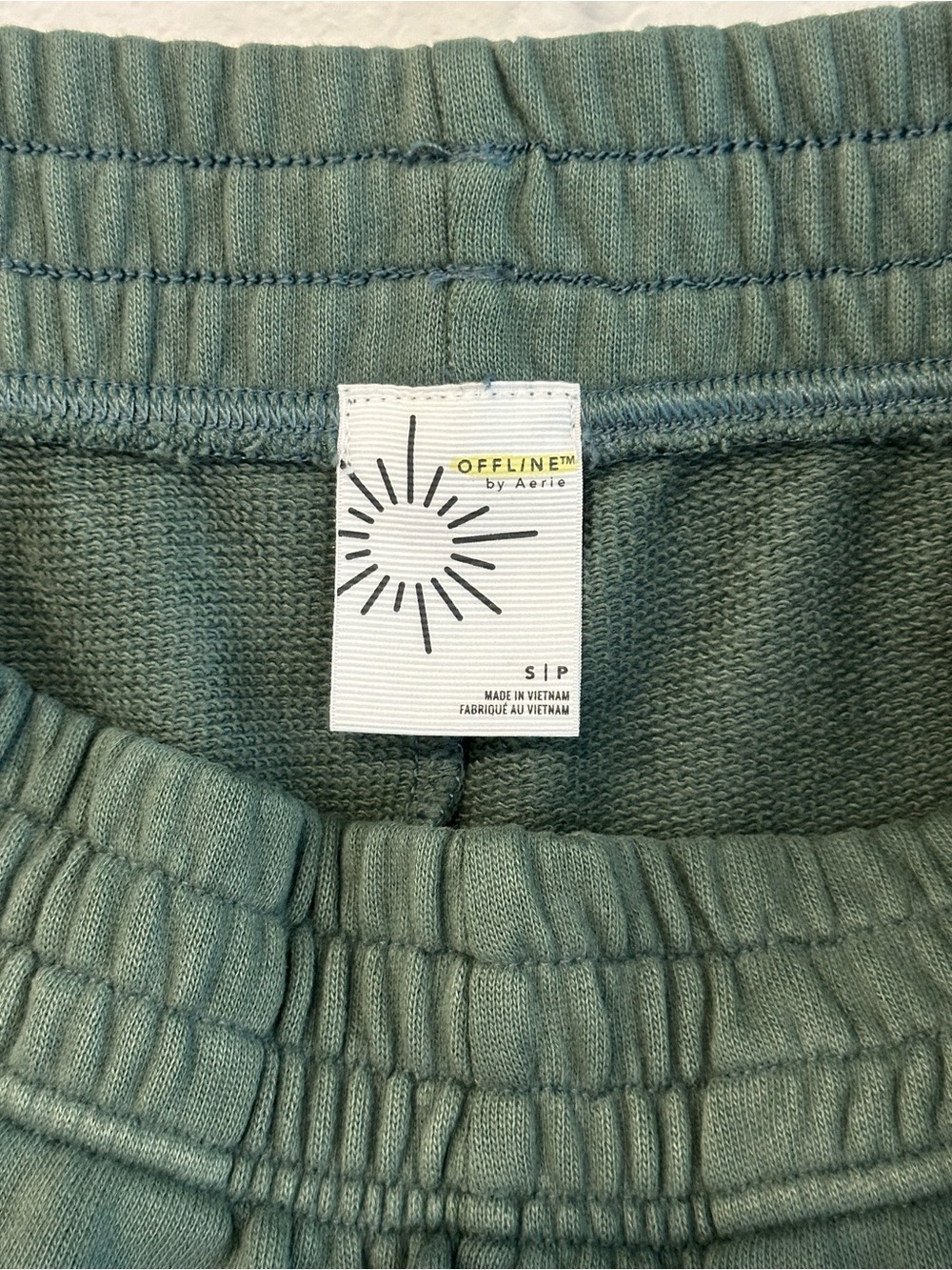 OFFLINE by Aerie Green Raw Hem Fleece Shorts S - Picture 13 of 13